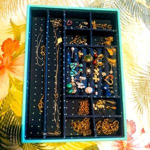 Jewelries (Accessories)